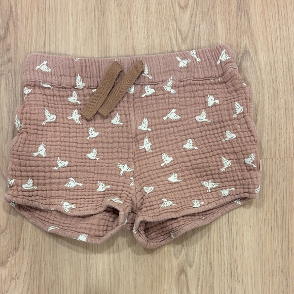 Toddler Outfit with Bird Print - Picture 9 of 10